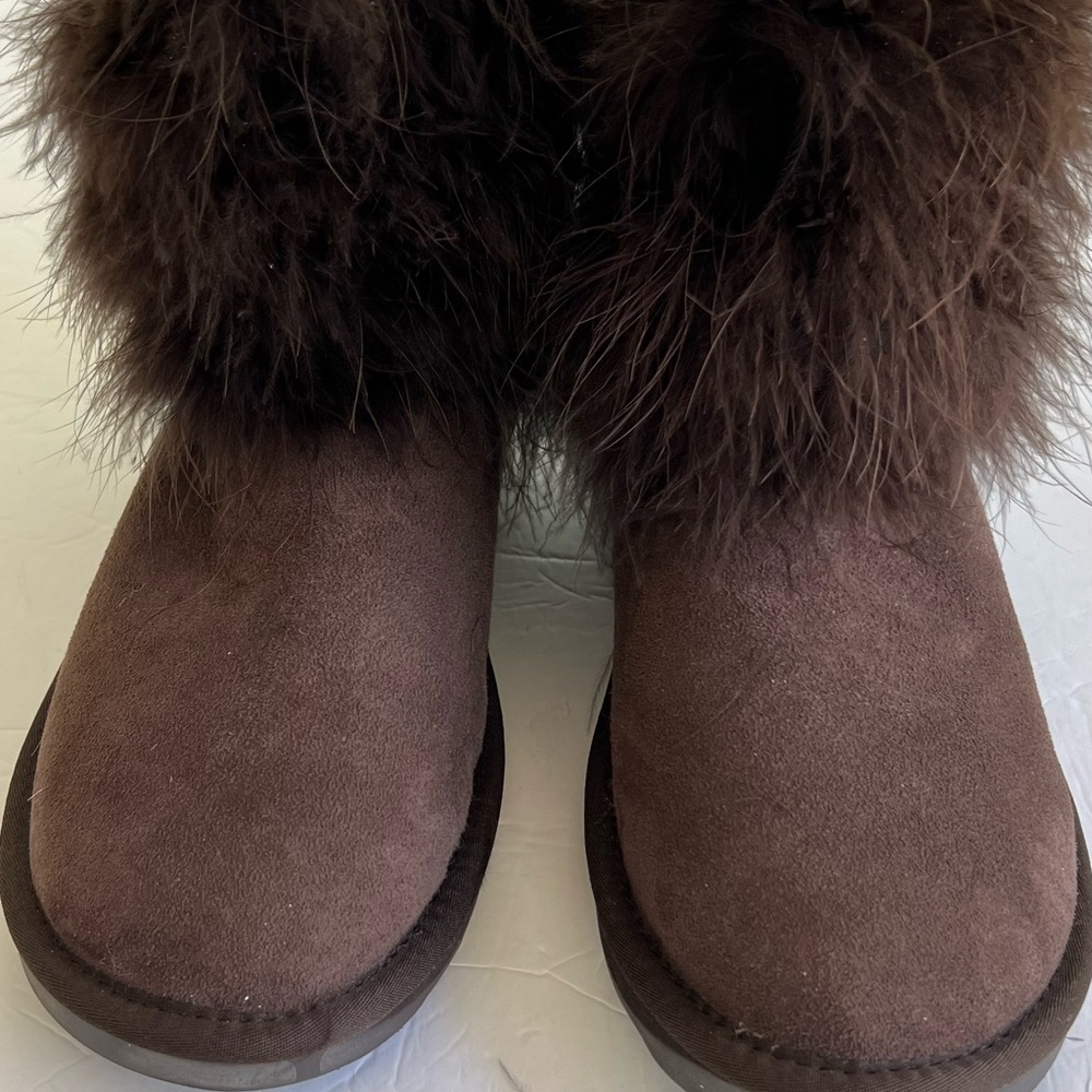 NEW Women Australia Luxe sheepskin suede Short Boots in color Brown size 7